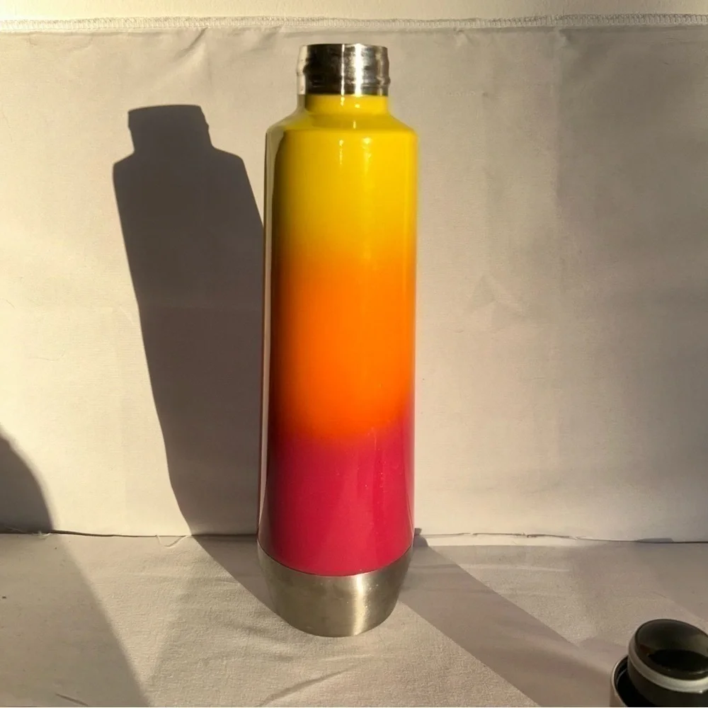 Target Bottle Thermal 18.9 oz Insulated Stainless Steel Hot or Cold Ombre Sunset